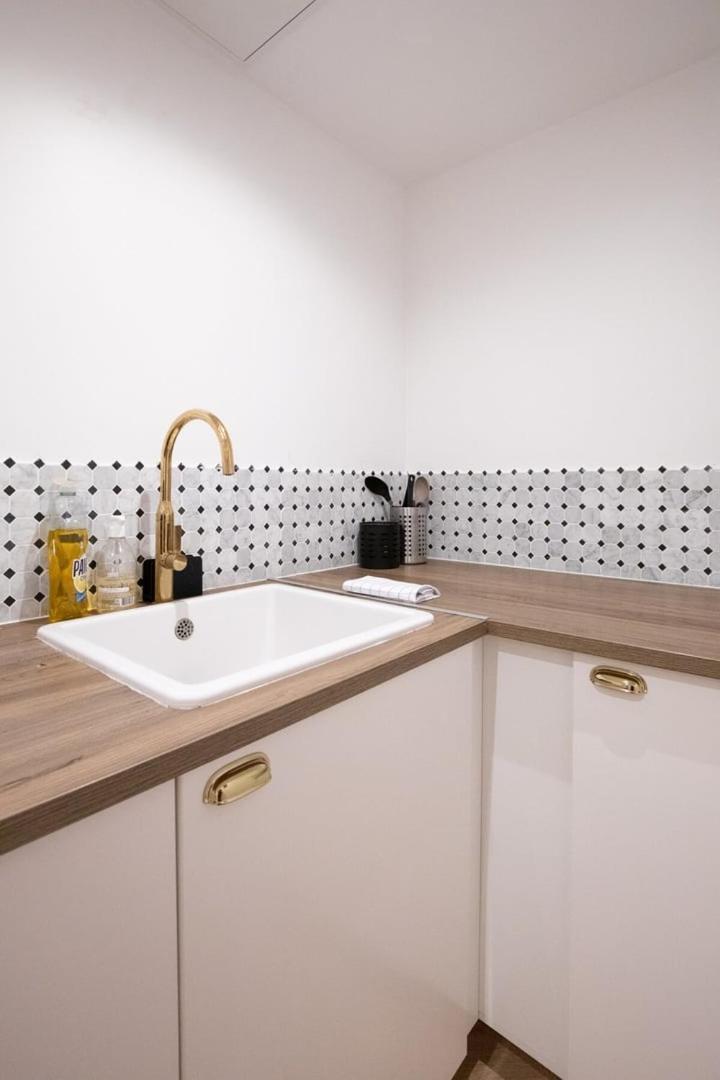 Appartement Charmant Proche De L'Arc Triomphe -2P Paris Dış mekan fotoğraf